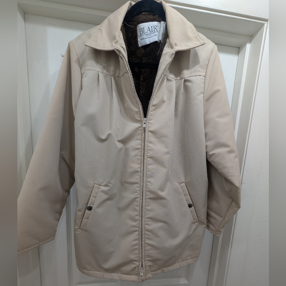 Vintage Beige Blair Insulated Zip-Front Jacket – Size Medium